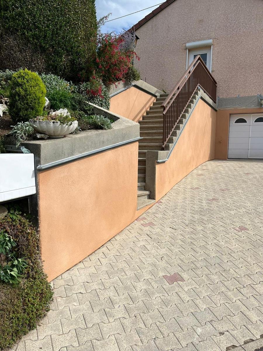 Création de mur de jardin à Clermont-Ferrand Riom Issoire